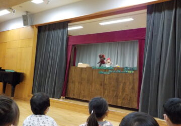 2月12日  年中少の人形劇を観る会