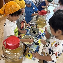 梅仕事から梅ジュースパーティーまで‥